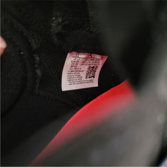 Jordan 34 SE (Size 11) - Picture 7 of 7